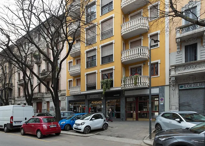 Guesthost - M1 Lima Roomy With Balconies Daire